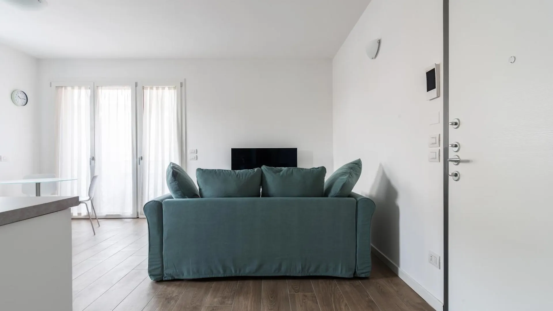 Bilocale Con Balcone Vicino Palazzo Del Ghiaccio Apartment Milan